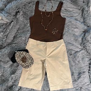 BANANA REPUBLIC Khaki Bermuda shorts size 6